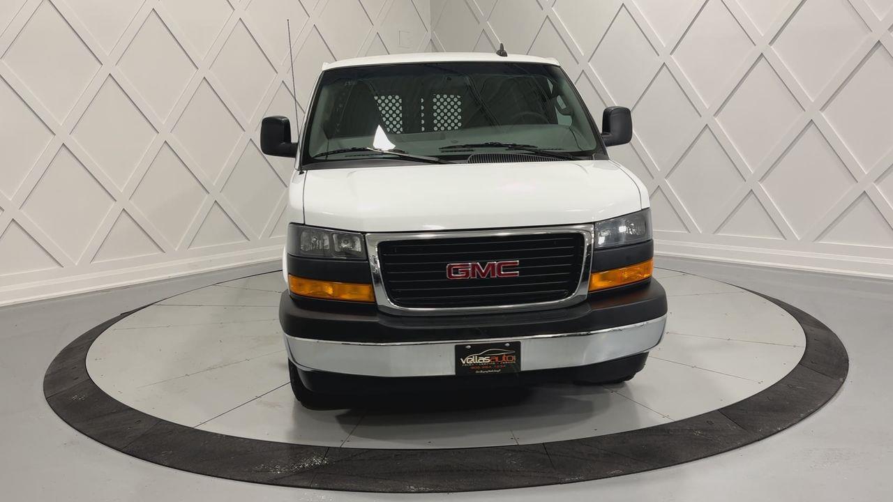 2021 GMC Savana 2500  Photo2