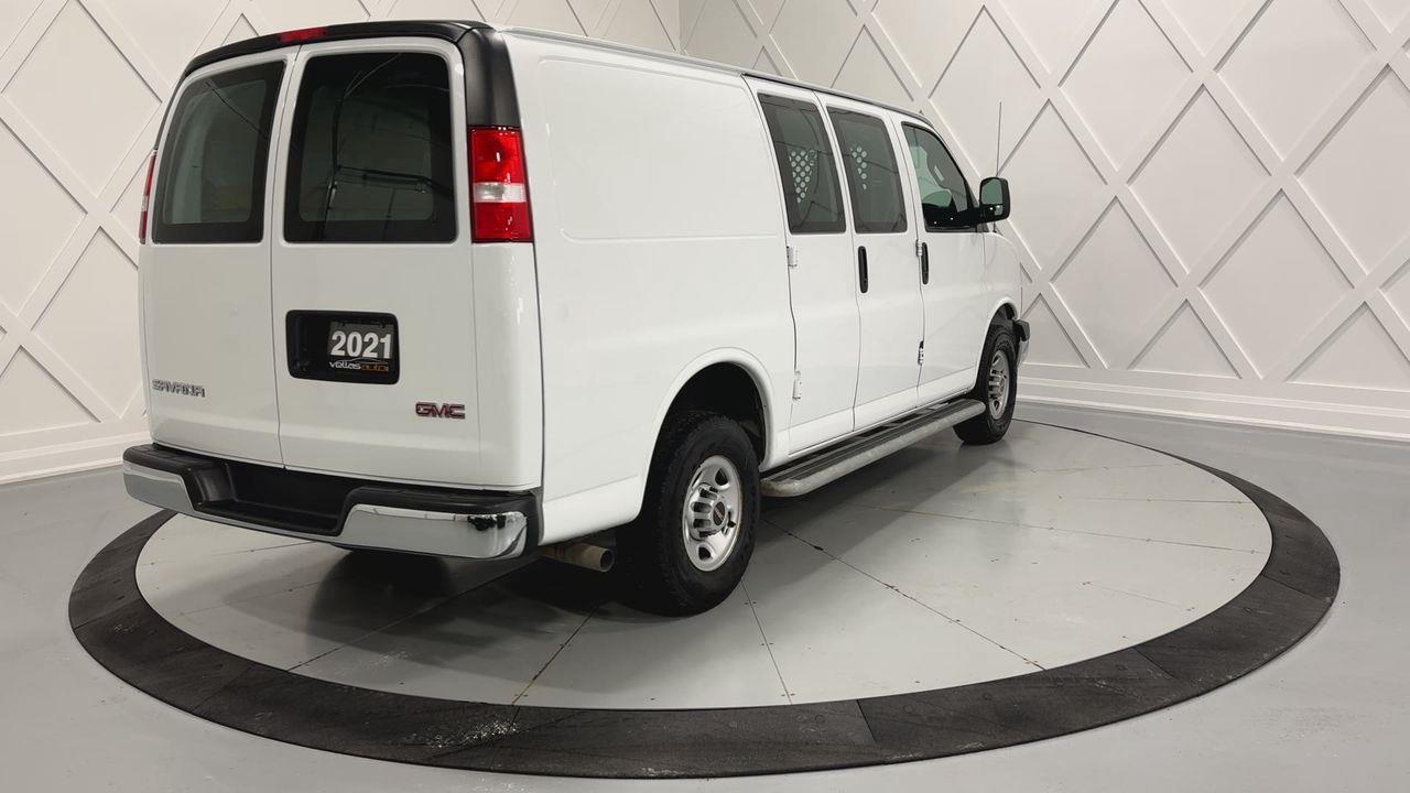 2021 GMC Savana 2500  Photo