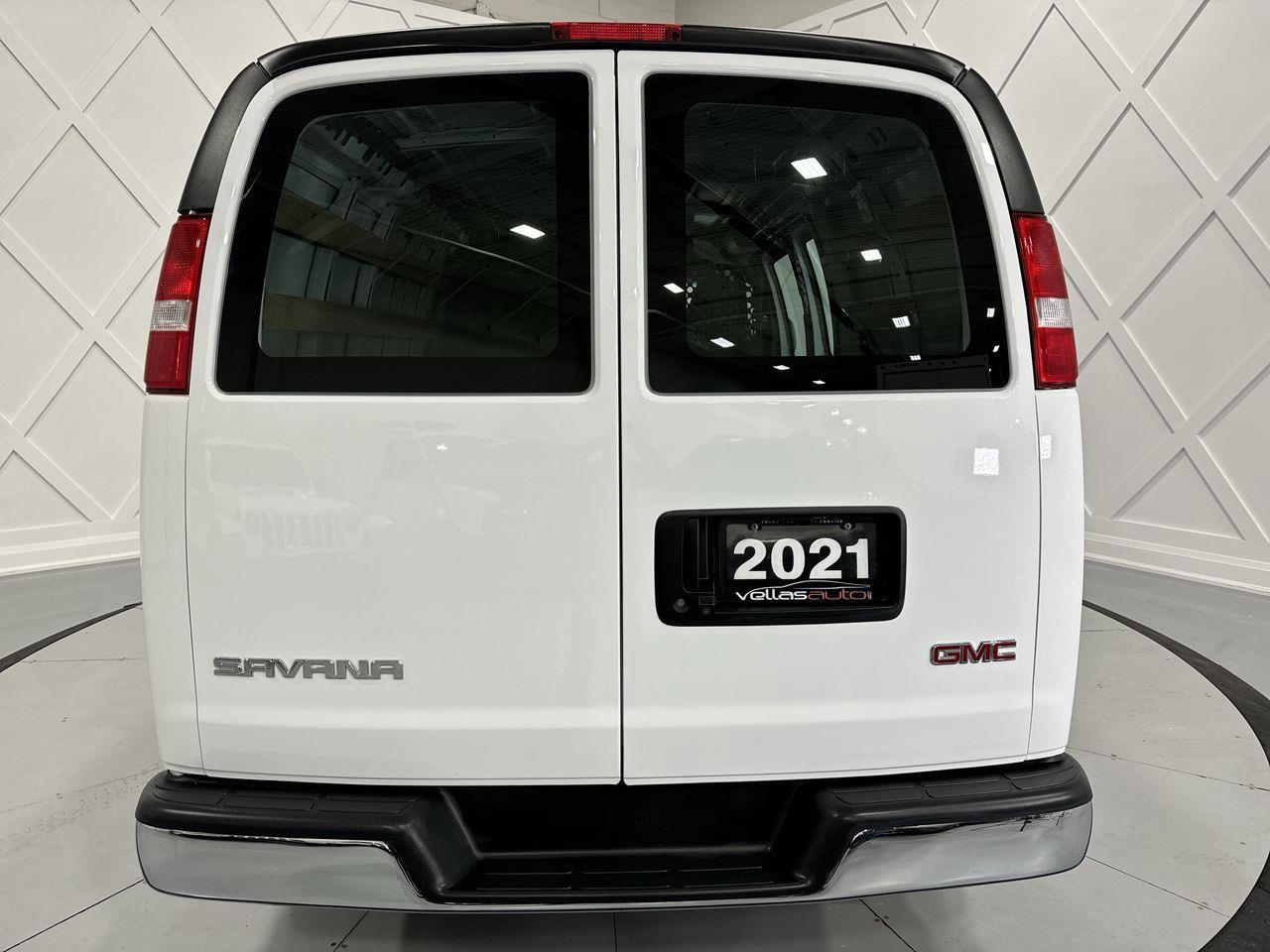 2021 GMC Savana 2500  Photo