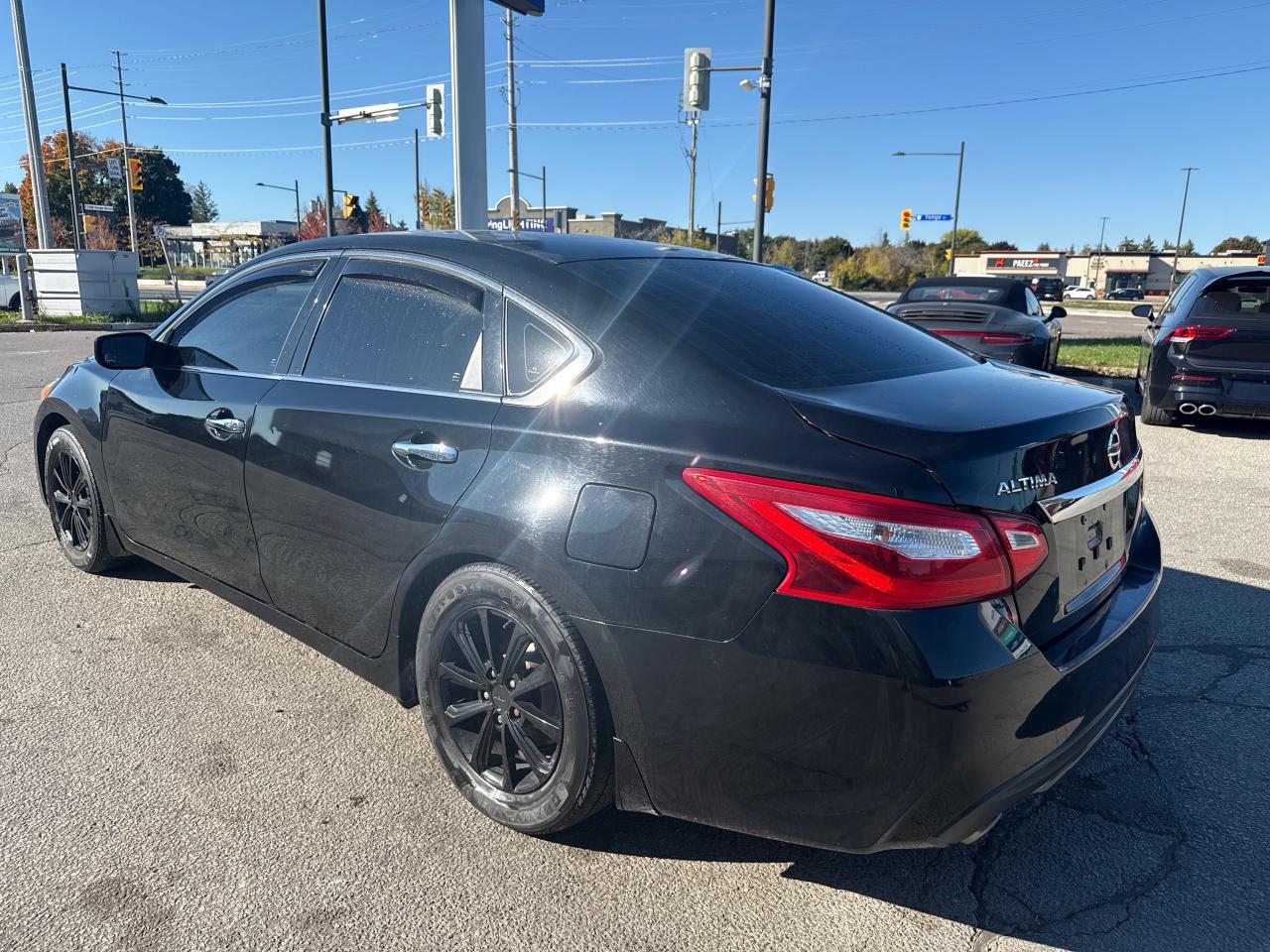 2017 Nissan Altima 2.5 4dr Sedan Photo4