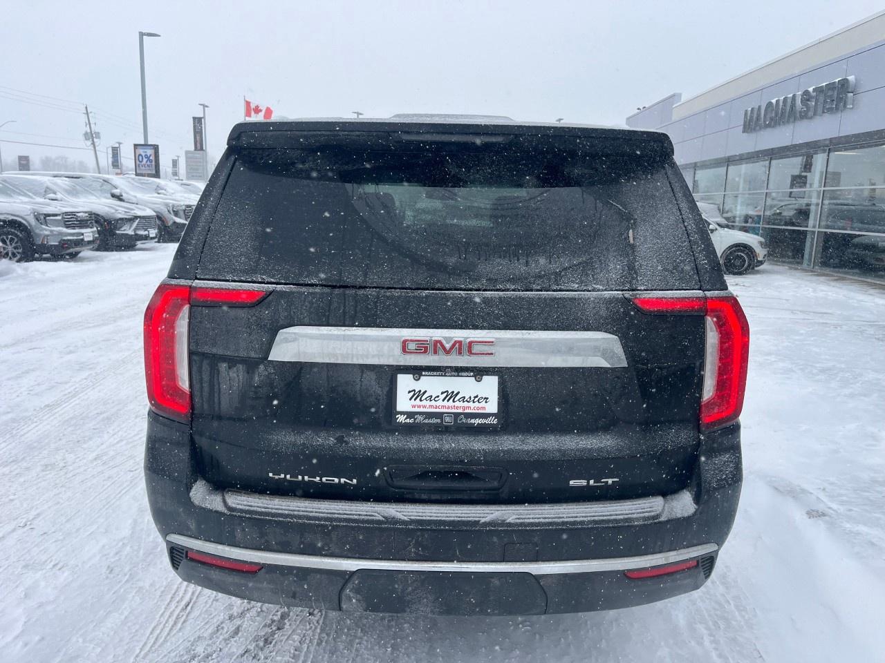 2023 GMC Yukon XL 4WD 4dr SLT Photo