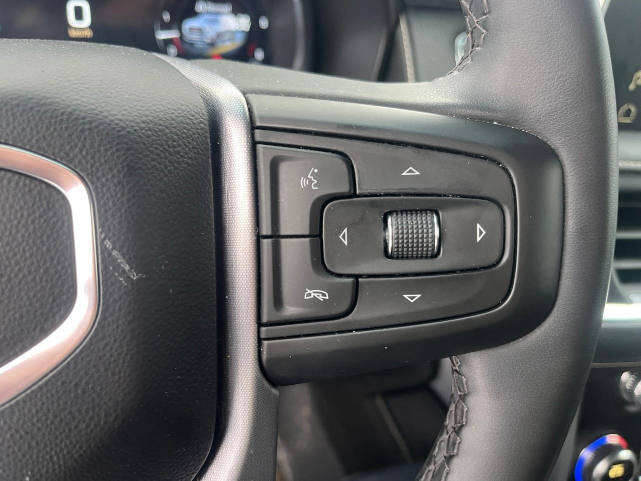 2023 GMC Yukon XL 4WD 4dr SLT Photo