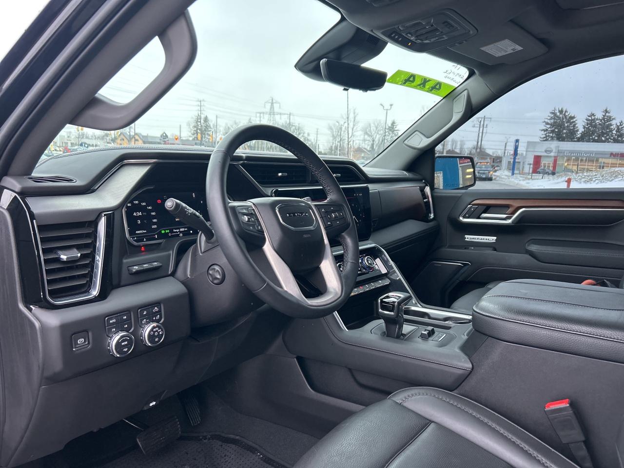 2023 GMC Sierra 1500 Denali Crew Cab 147" Photo