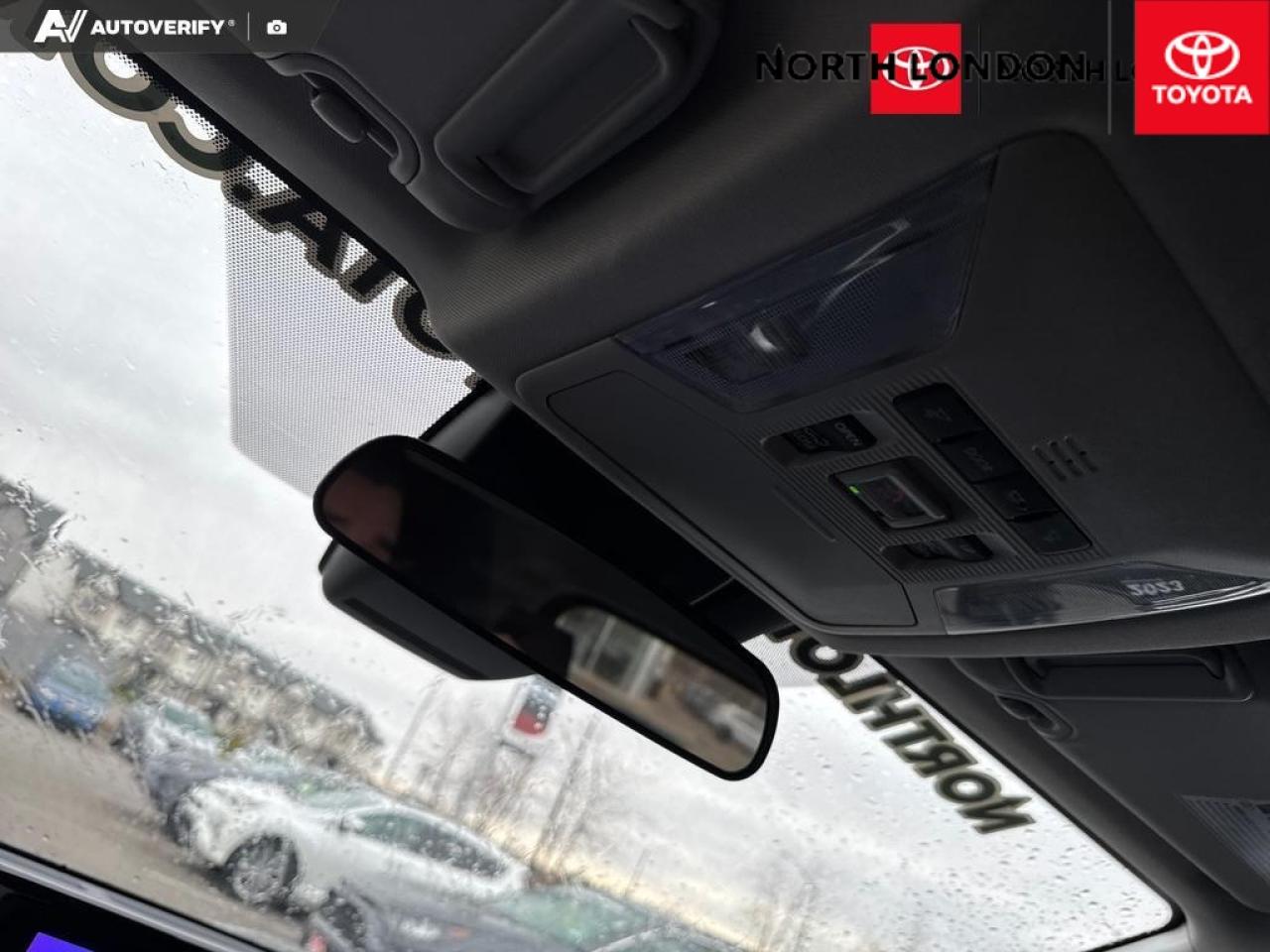 2023 Toyota RAV4 XLE 4dr All-wheel Drive Photo