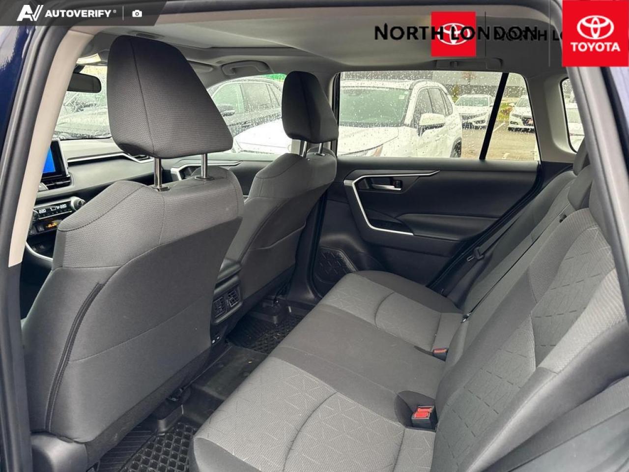 2023 Toyota RAV4 XLE 4dr All-wheel Drive Photo