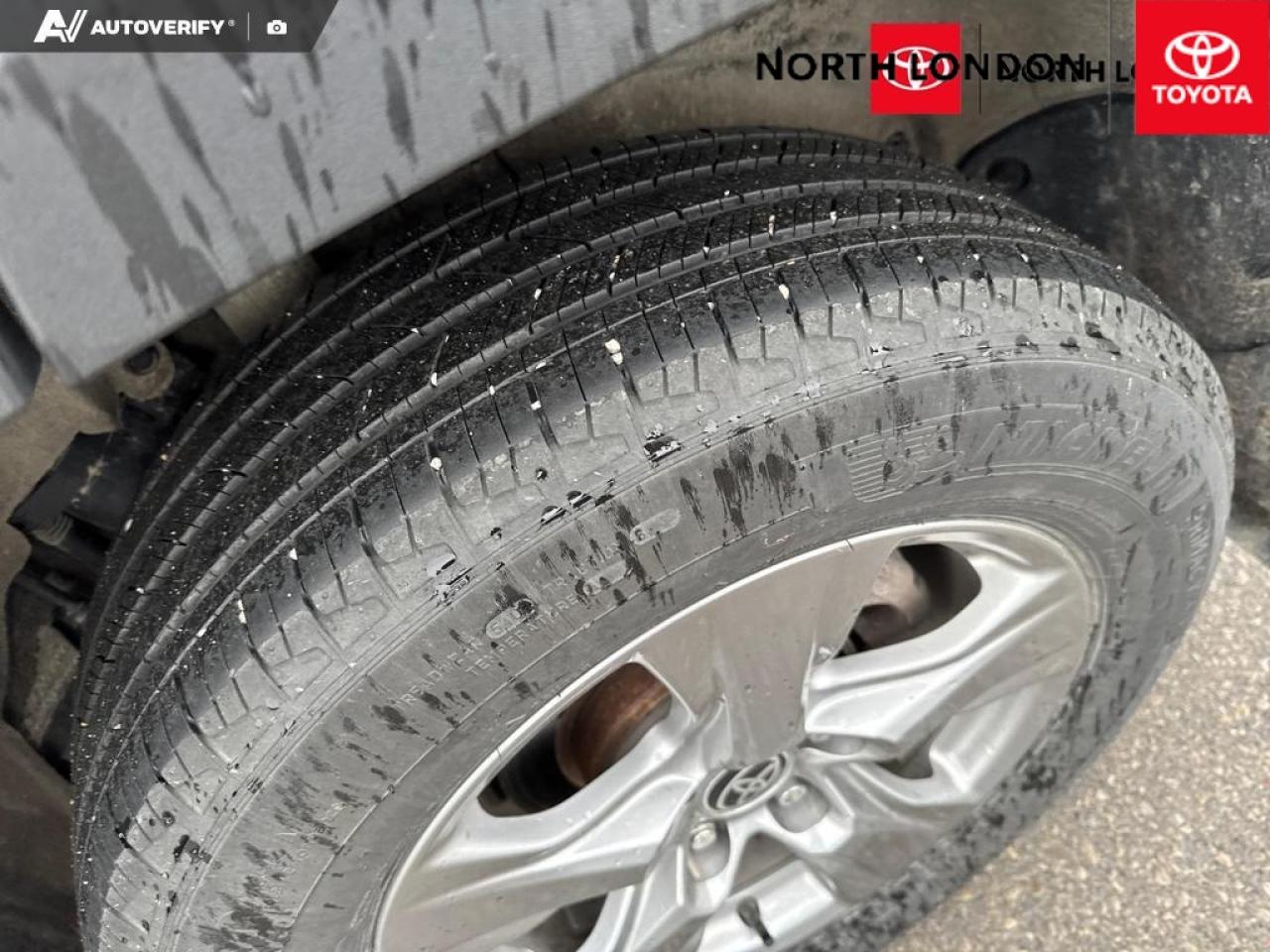 2023 Toyota RAV4 XLE 4dr All-wheel Drive Photo