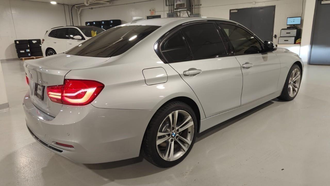 2017 BMW 330 i xDrive 4dr All-Wheel Drive Sedan Photo