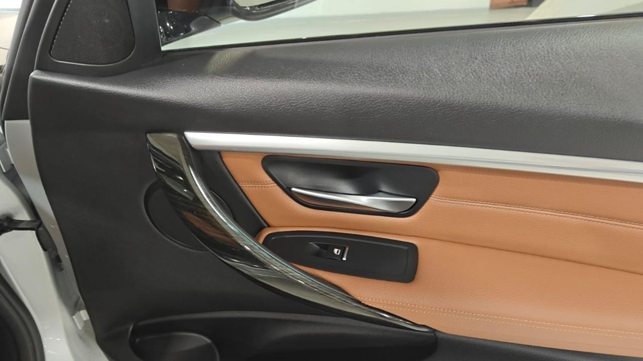 2017 BMW 330 i xDrive 4dr All-Wheel Drive Sedan Photo