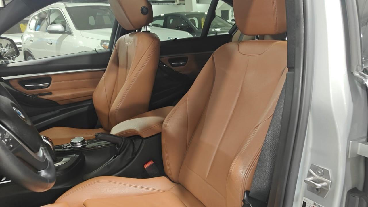 2017 BMW 330 i xDrive 4dr All-Wheel Drive Sedan Photo