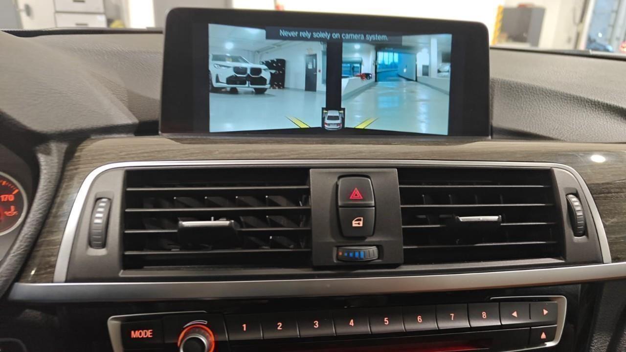 2017 BMW 330 i xDrive 4dr All-Wheel Drive Sedan Photo