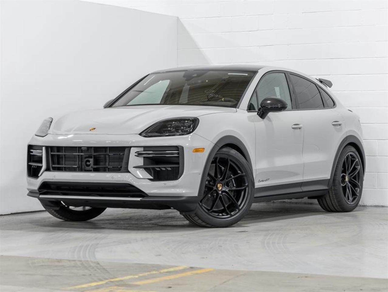 2025 Porsche Cayenne  Photo0