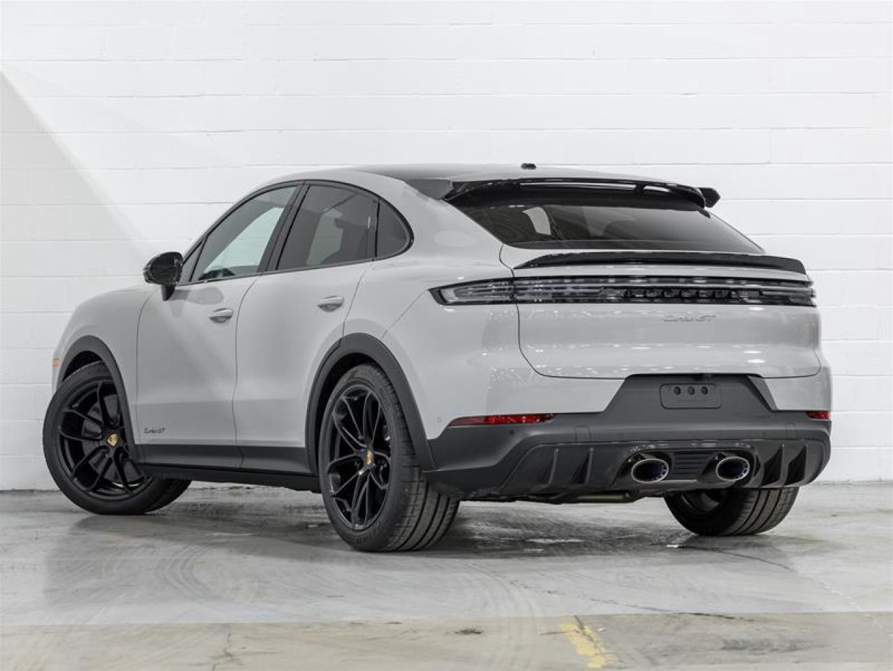 2025 Porsche Cayenne  Photo