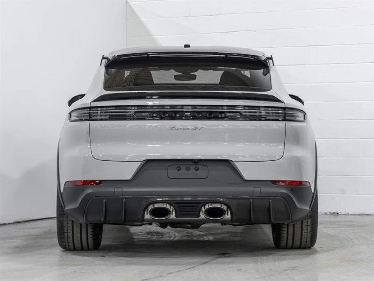 2025 Porsche Cayenne  Photo