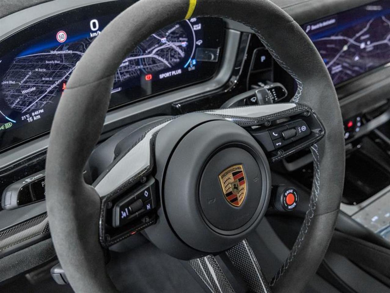 2025 Porsche Cayenne  Photo