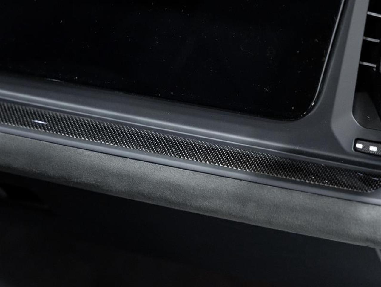 2025 Porsche Cayenne  Photo