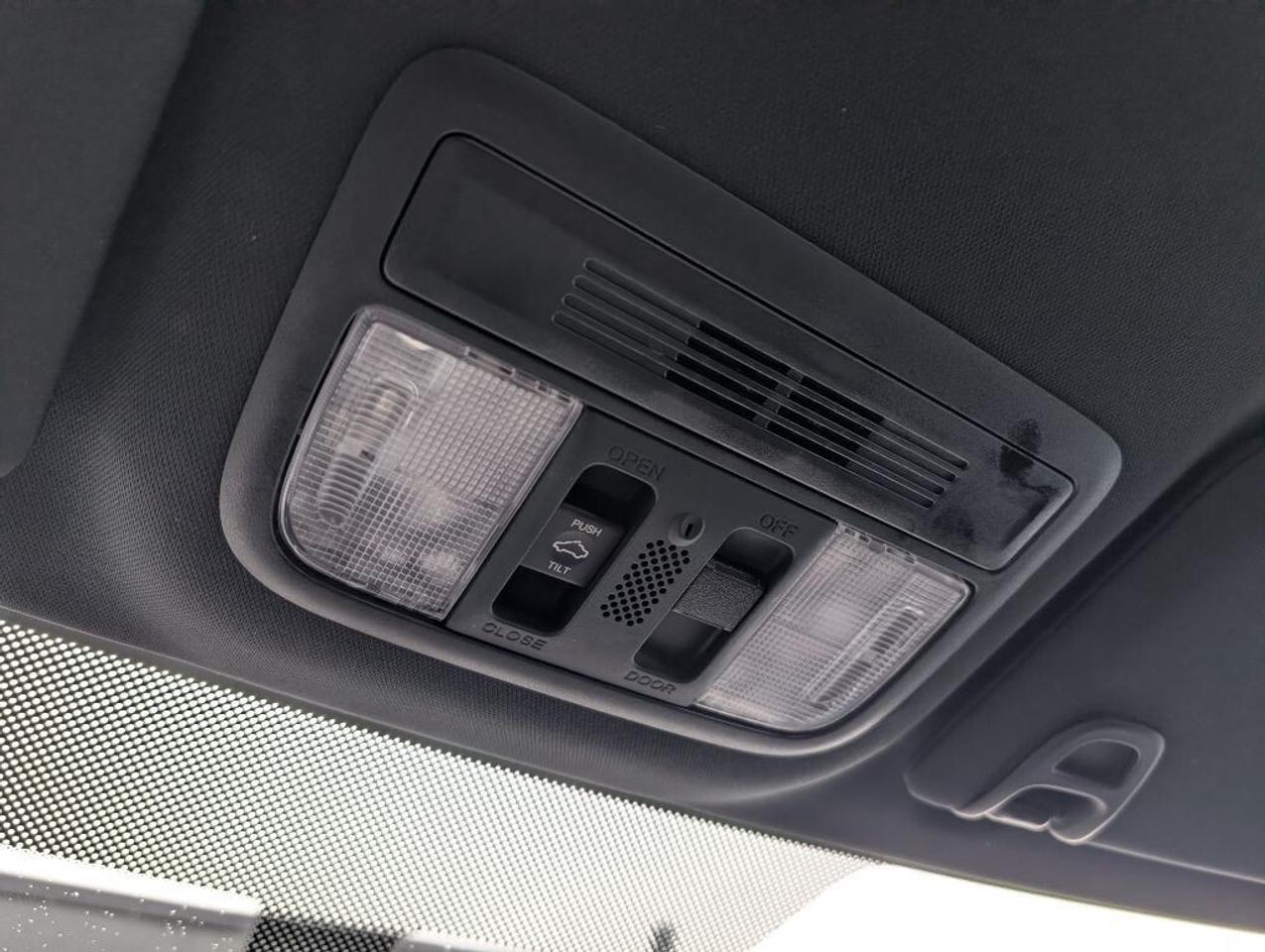 2019 Honda Civic Si   SUNROOF   CAMERA   HTD SEATS Photo