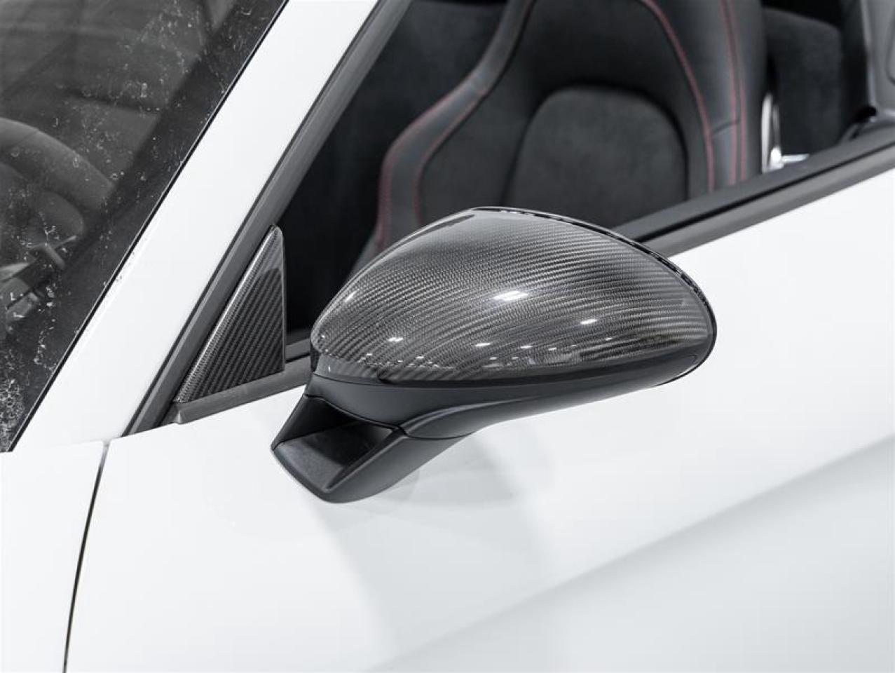 2025 Porsche 718 Spyder  Photo