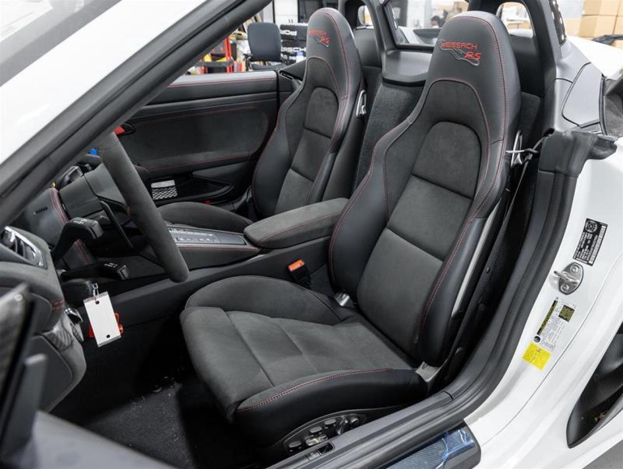 2025 Porsche 718 Spyder  Photo