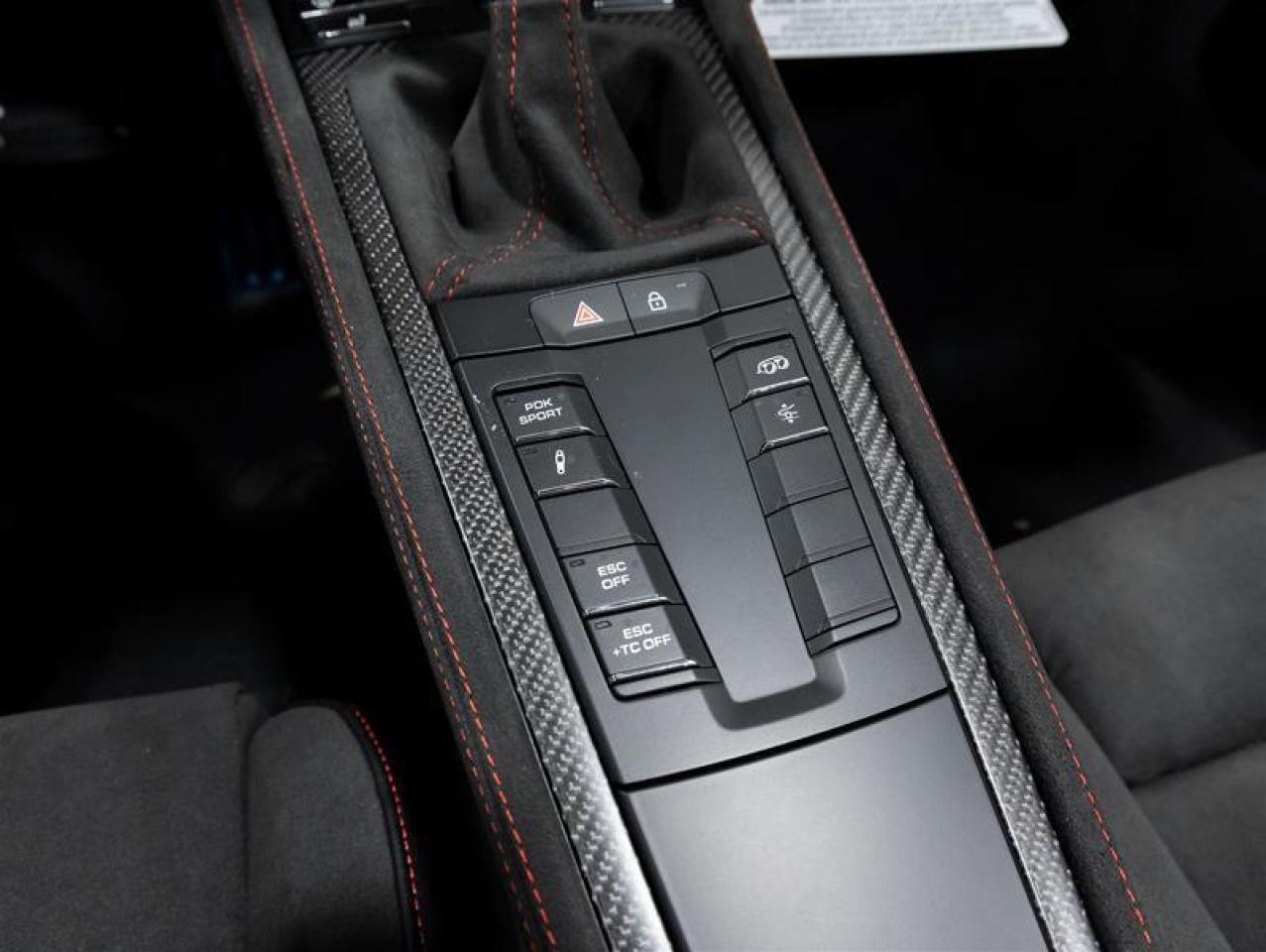 2025 Porsche 718 Spyder  Photo