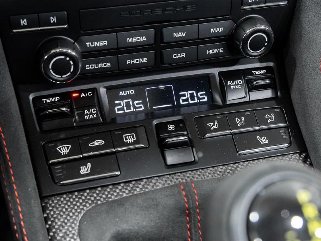 2025 Porsche 718 Spyder  Photo