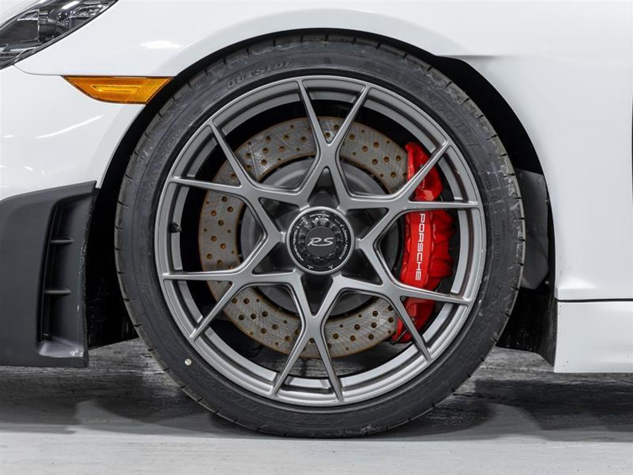 2025 Porsche 718 Spyder  Photo