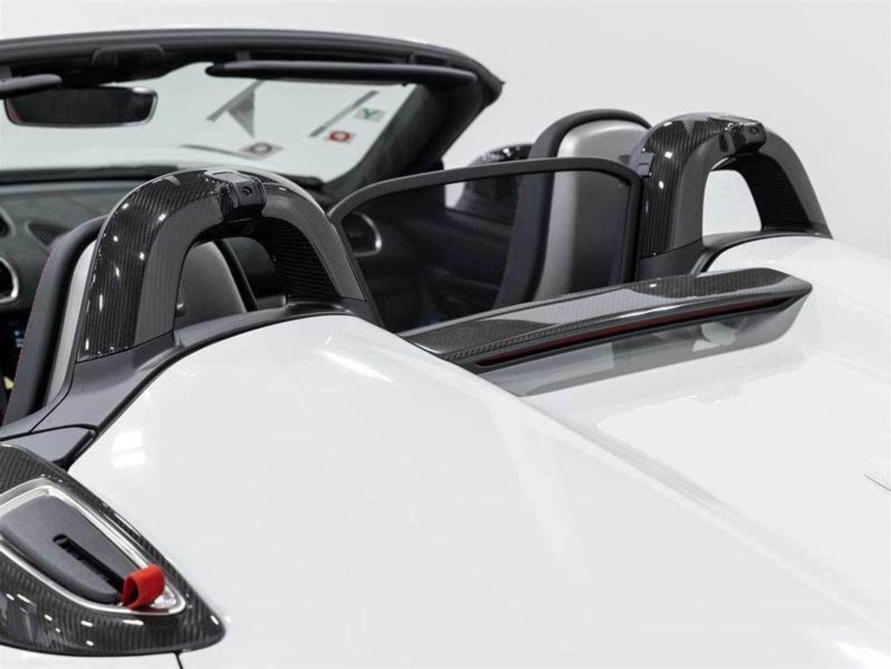 2025 Porsche 718 Spyder  Photo