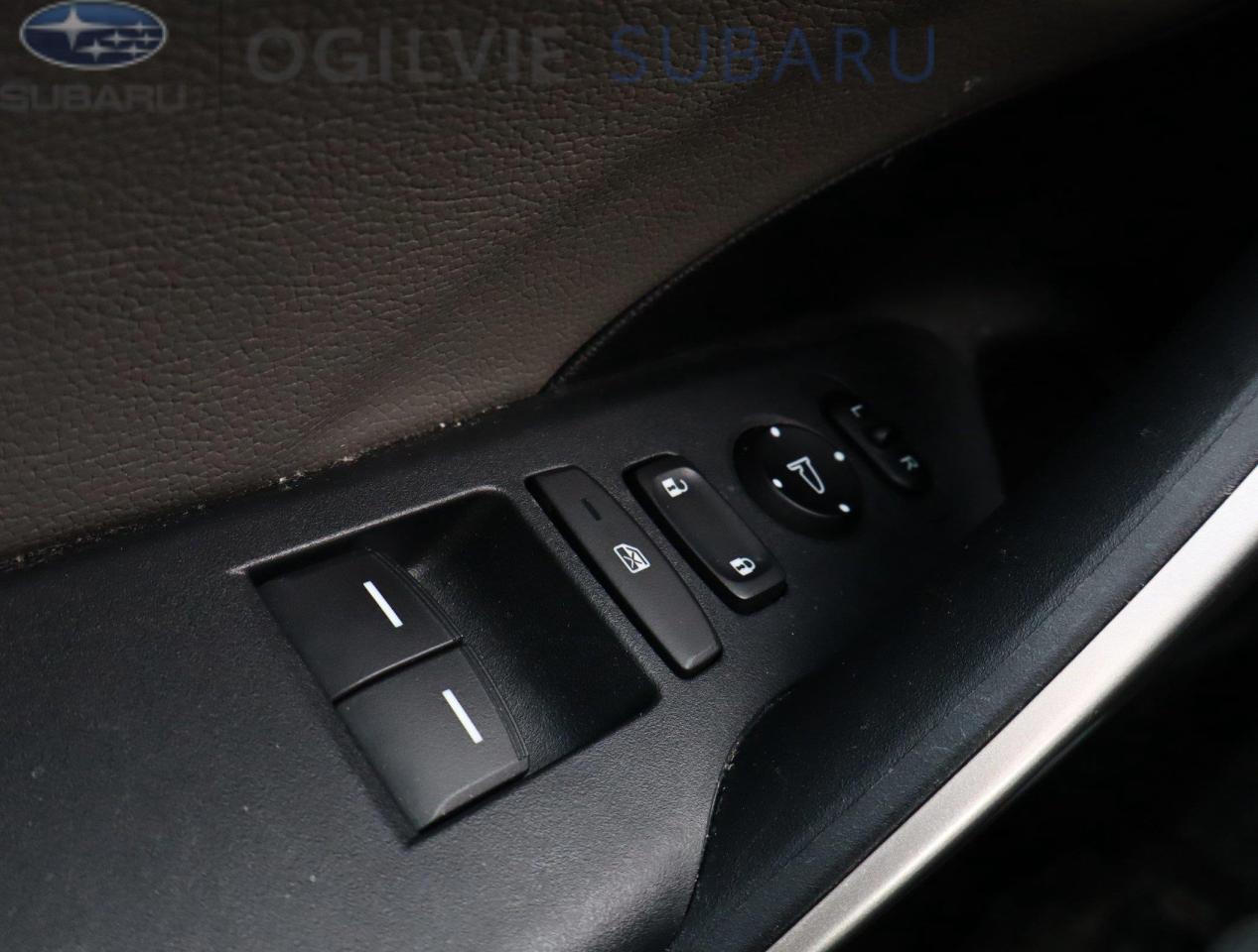 2016 Honda Civic Touring (CVT) 2dr Coupe Photo