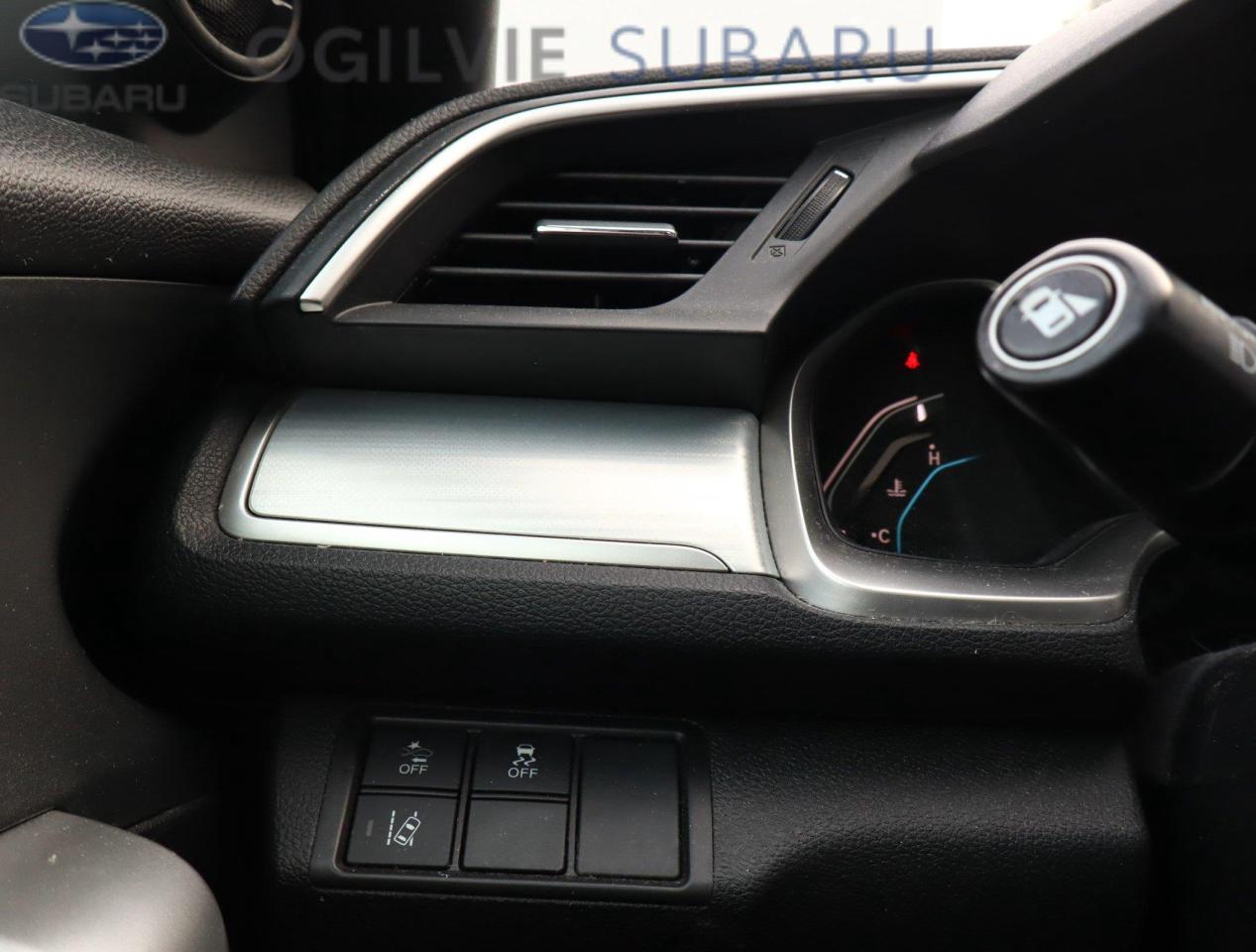 2016 Honda Civic Touring (CVT) 2dr Coupe Photo