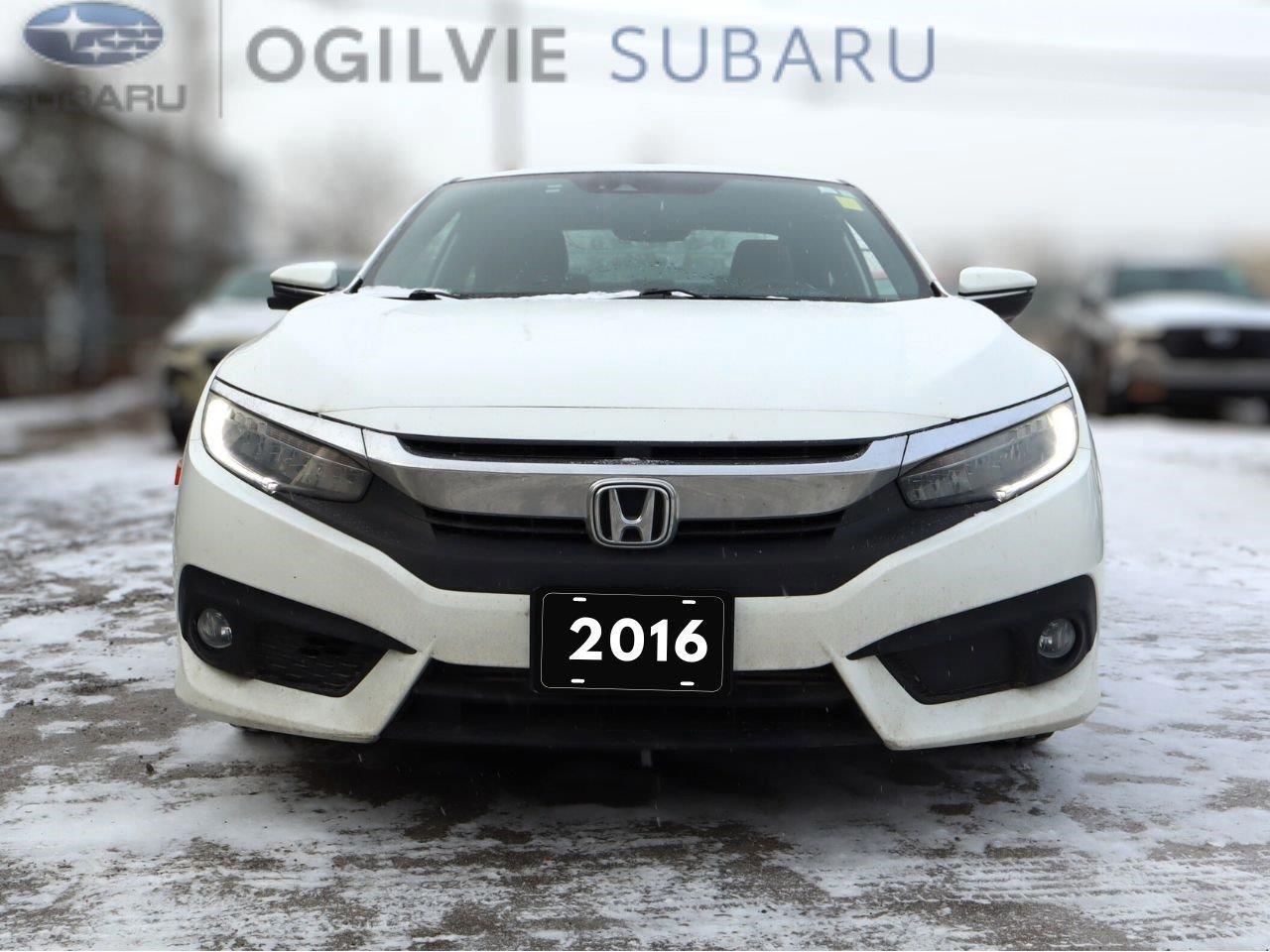 2016 Honda Civic Touring (CVT) 2dr Coupe Photo