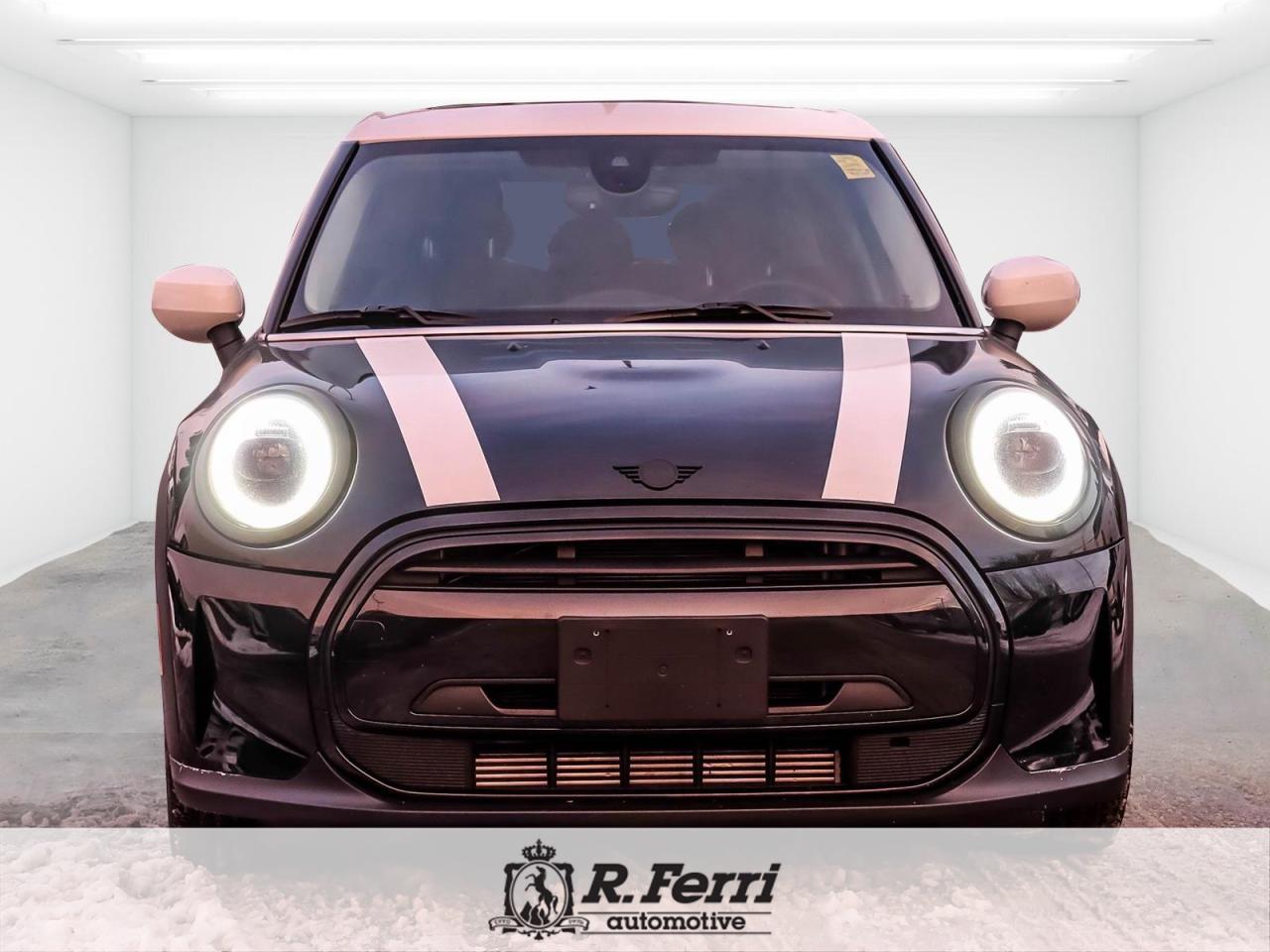 2023 MINI 5 Door Cooper 4dr Hatchback Photo