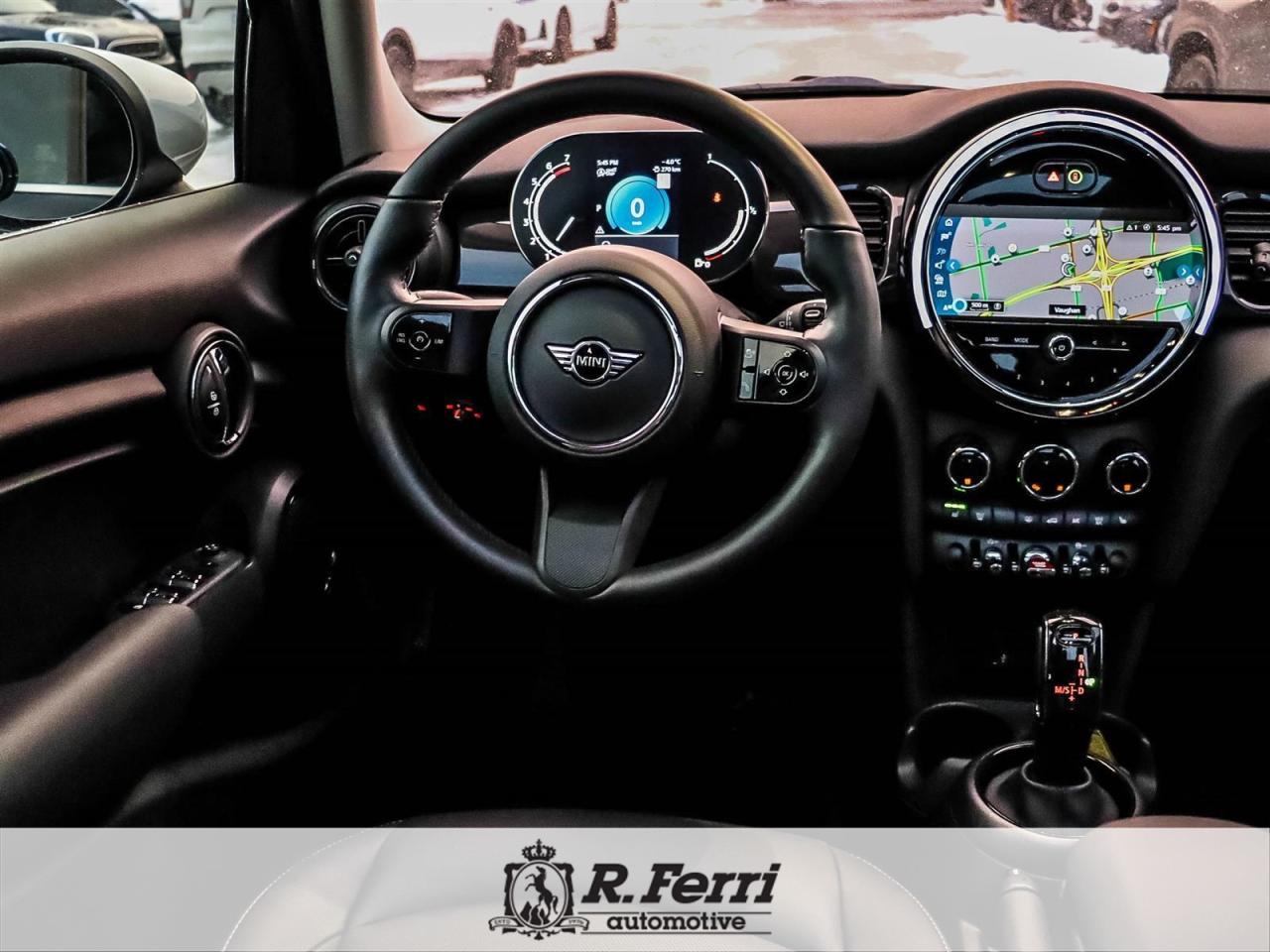 2023 MINI 5 Door Cooper 4dr Hatchback Photo