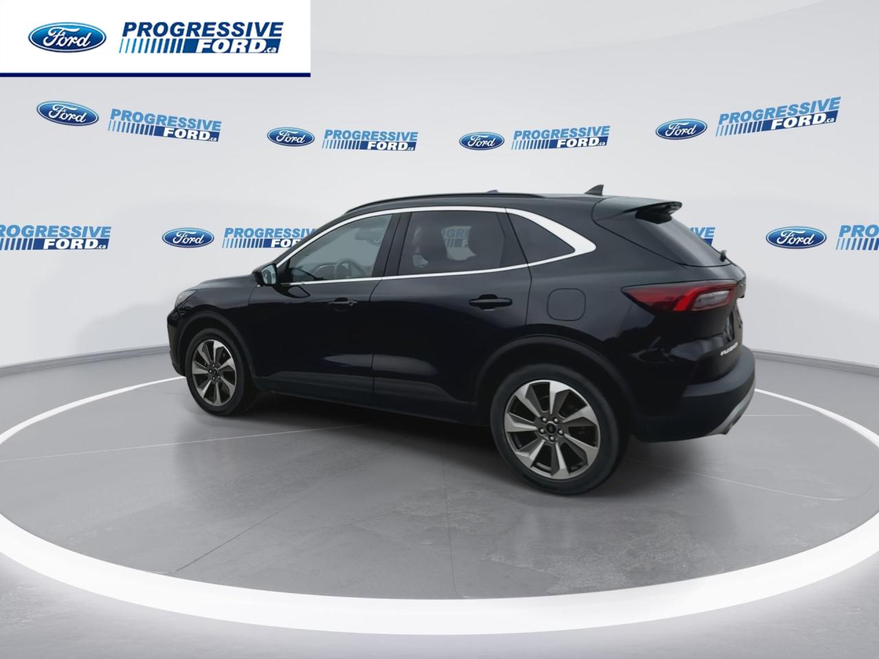 2023 Ford Escape Platinum 4dr All-Wheel Drive Photo