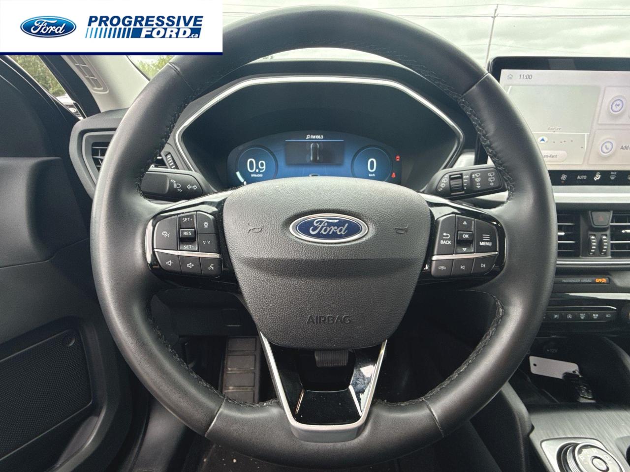 2023 Ford Escape Platinum 4dr All-Wheel Drive Photo