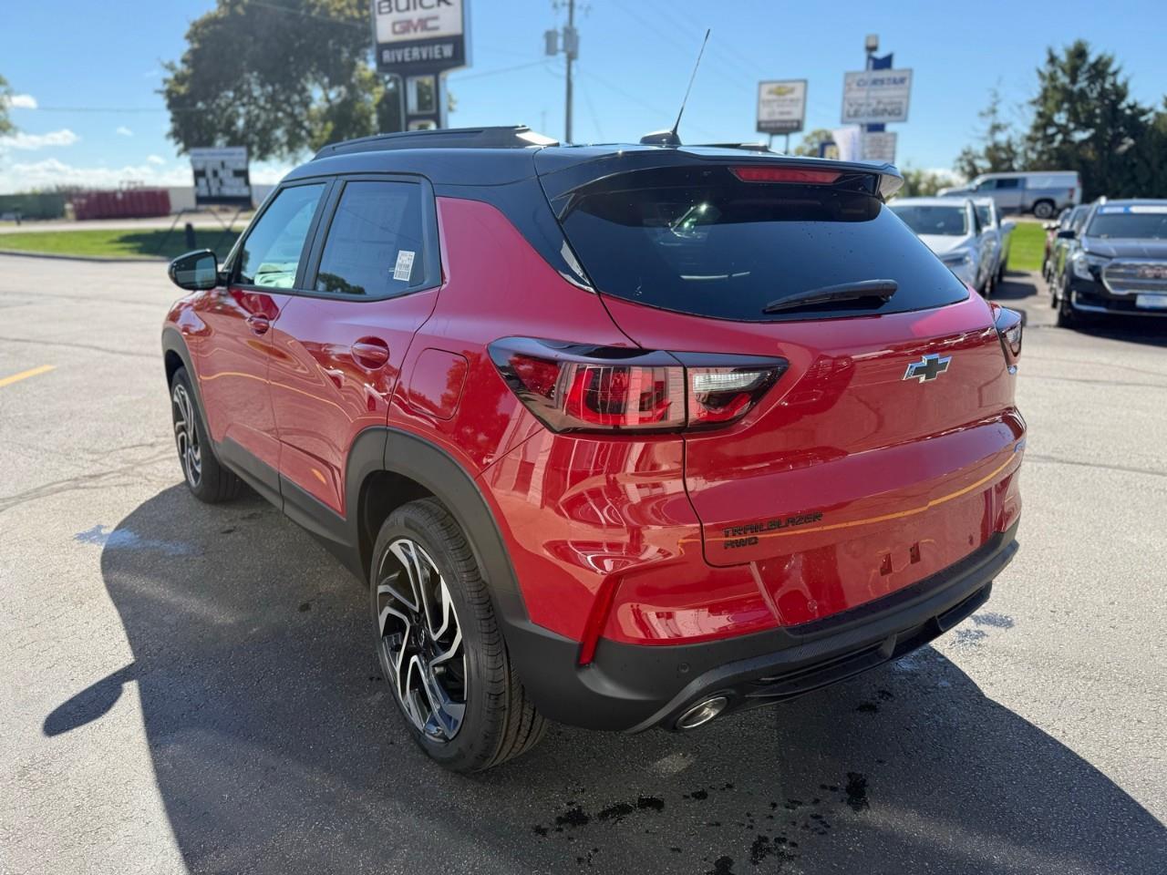 2026 Chevrolet TrailBlazer RS 4dr All-Wheel Drive Photo4