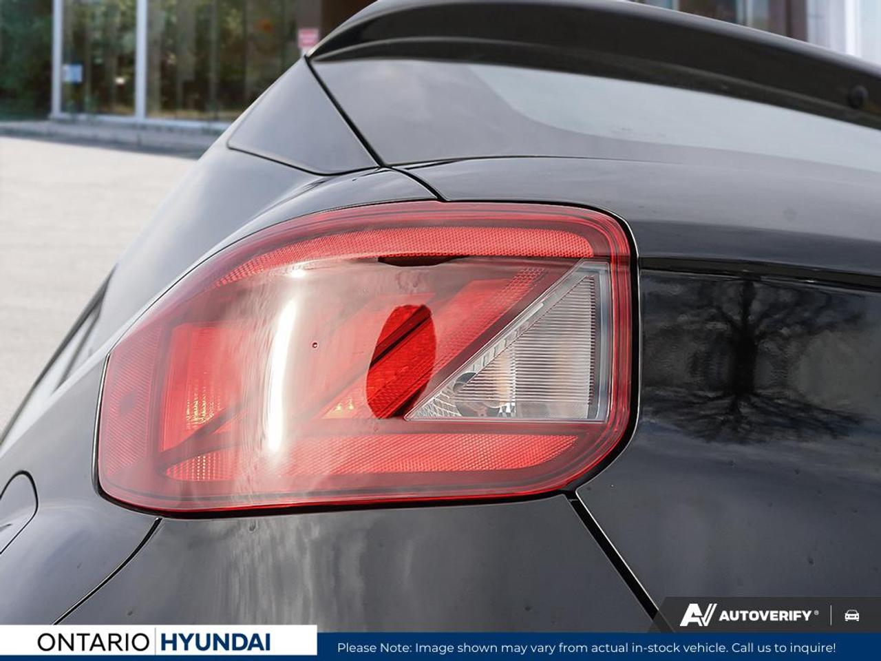 2025 Hyundai Venue Ultimate w/Black Interior 4dr Front-Wheel Drive Photo