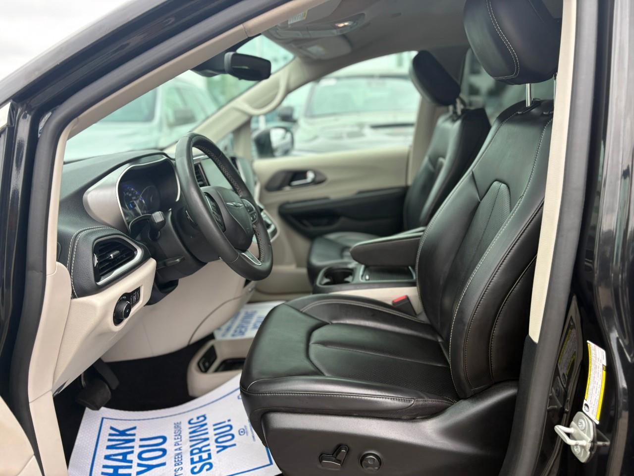 2023 Chrysler Pacifica Touring-L All-Wheel Drive Passenger Van Photo