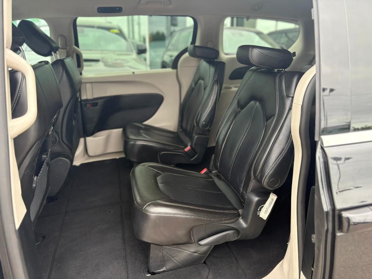 2023 Chrysler Pacifica Touring-L All-Wheel Drive Passenger Van Photo