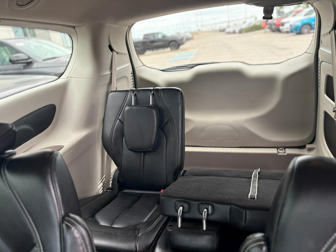 2023 Chrysler Pacifica Touring-L All-Wheel Drive Passenger Van Photo