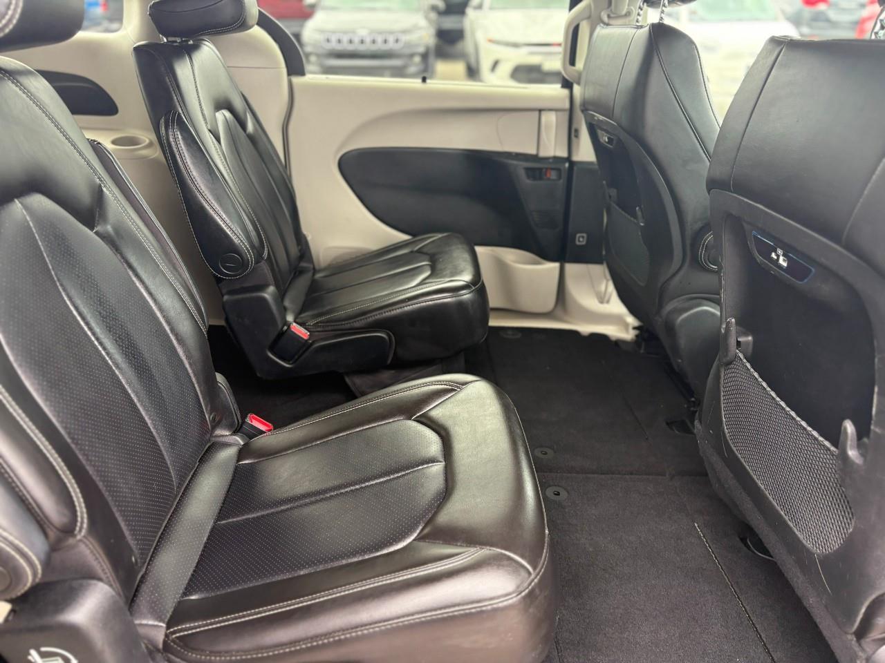 2023 Chrysler Pacifica Touring-L All-Wheel Drive Passenger Van Photo