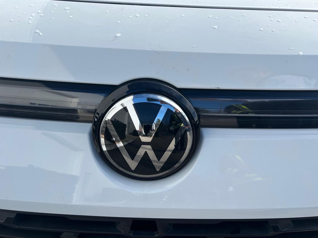 2026 Volkswagen Tiguan Comfortline 4dr All-wheel Drive 4MOTION Photo