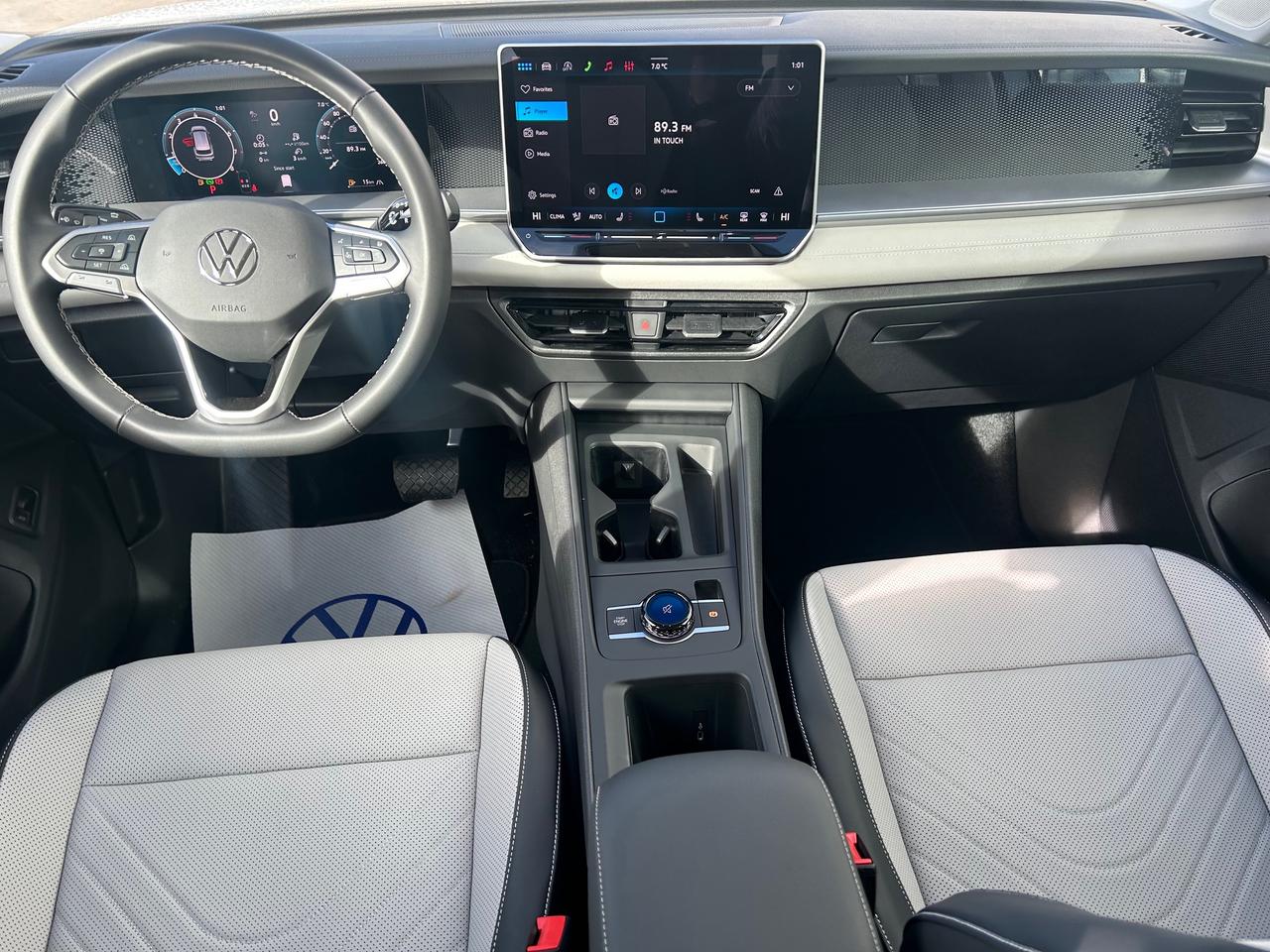 2026 Volkswagen Tiguan Comfortline 4dr All-wheel Drive 4MOTION Photo