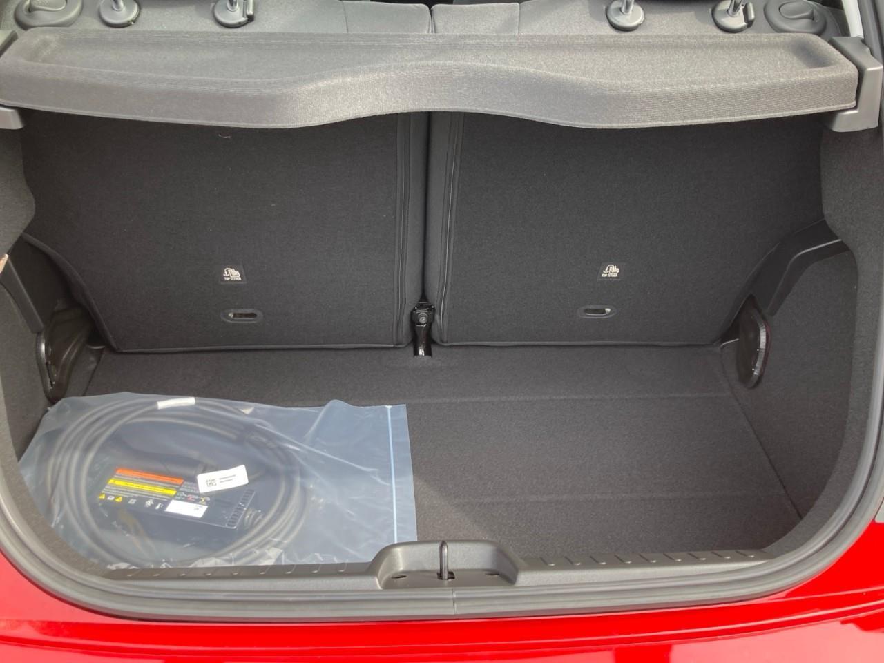 2025 Fiat 500E Base 2dr Hatchback Photo