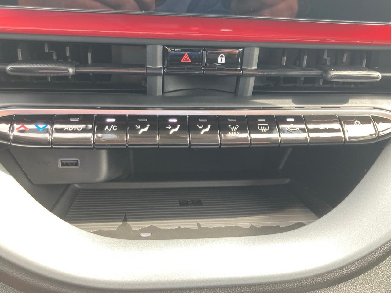 2025 Fiat 500E Base 2dr Hatchback Photo