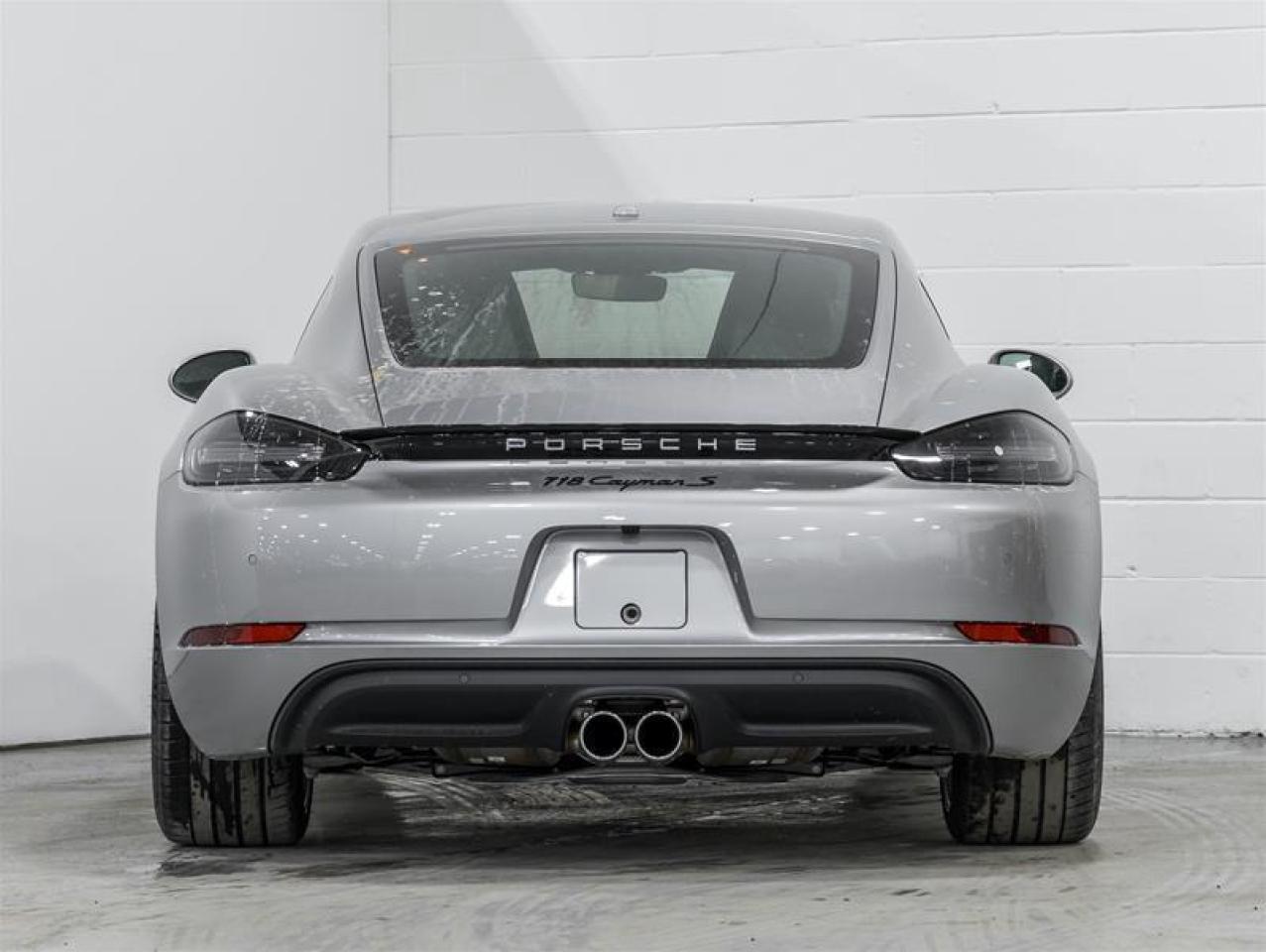 2025 Porsche 718 Cayman  Photo