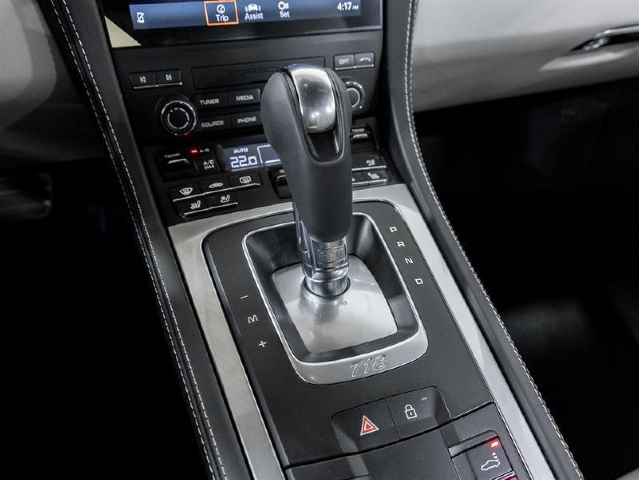 2025 Porsche 718 Cayman  Photo