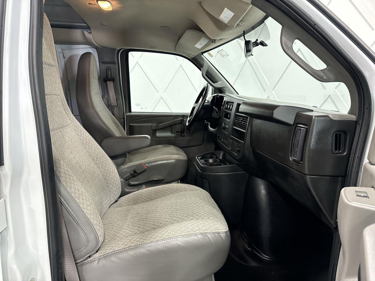 2023 Chevrolet Express 2500 Work Van Rear-Wheel Drive Cargo Van Photo