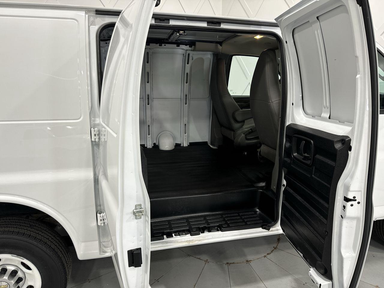 2023 Chevrolet Express 2500 Work Van Rear-Wheel Drive Cargo Van Photo