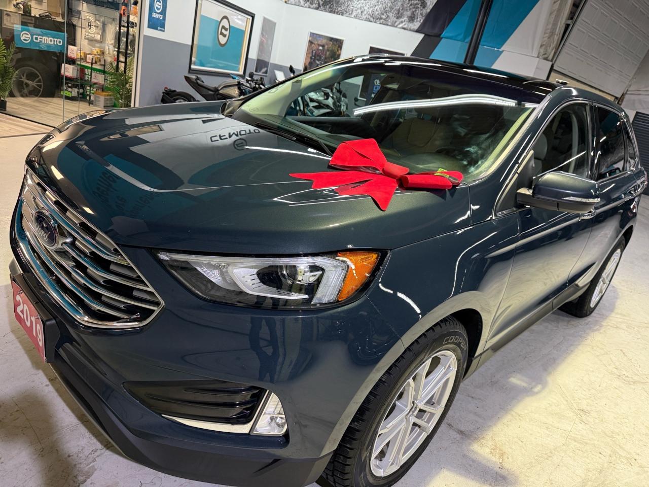 2019 Ford Edge TITANIUM AWD   NAVI   PANO ROOF   CAMERA Photo