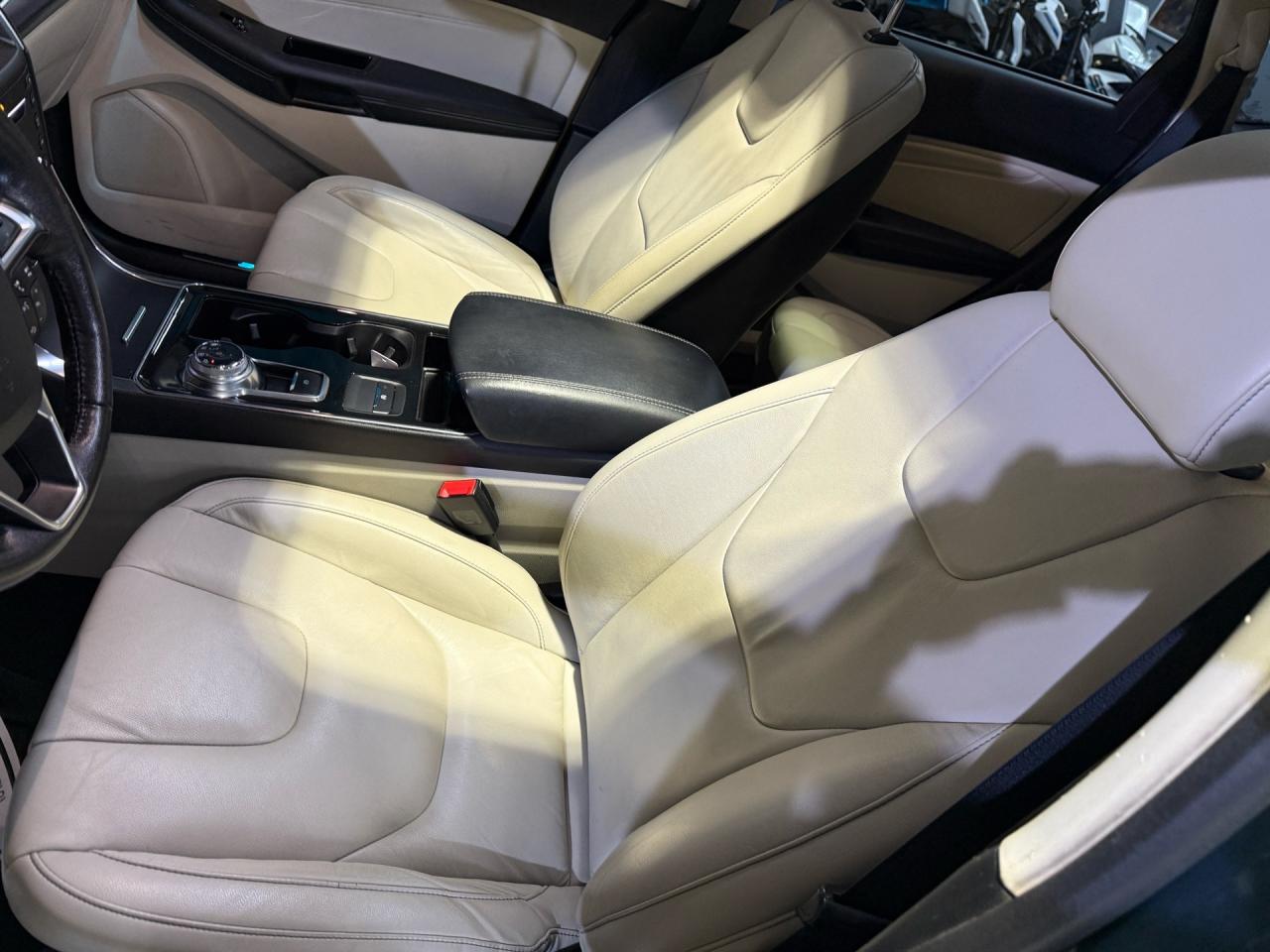 2019 Ford Edge TITANIUM AWD   NAVI   PANO ROOF   CAMERA Photo