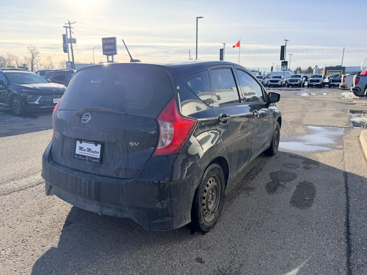 2017 Nissan Versa Note 5dr HB Man 1.6 S Photo